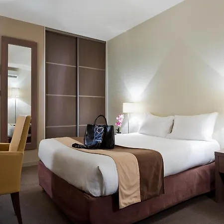 1-bedroom Cozy Comfort For 2 People Hotel Ferney-Voltaire
