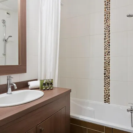 1-bedroom Cozy Comfort For 2 People * Ferney-Voltaire